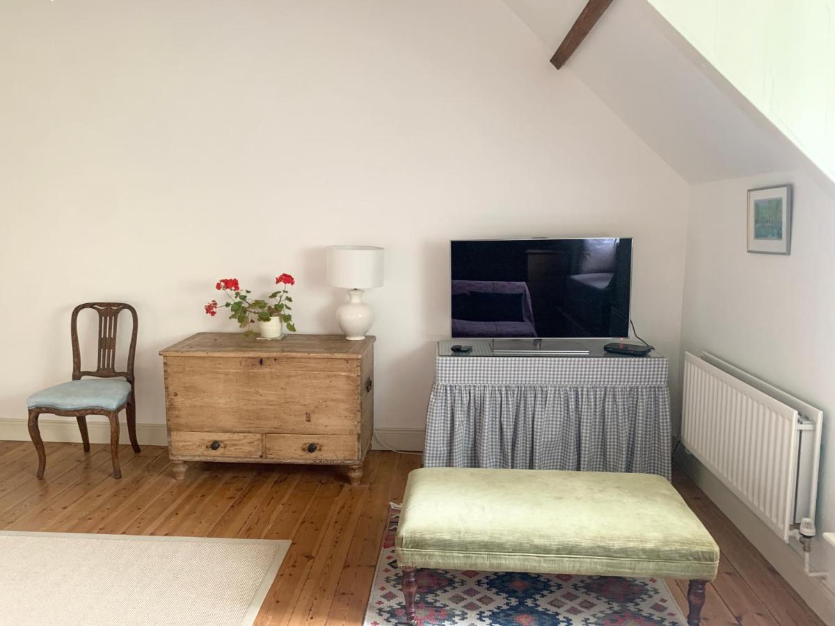 Dalton House Bed And Breakfast Екстериор снимка